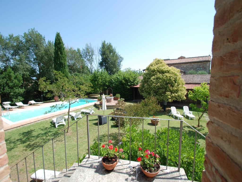 Casa Vacanze Pievina Vescona Exteriör bild
